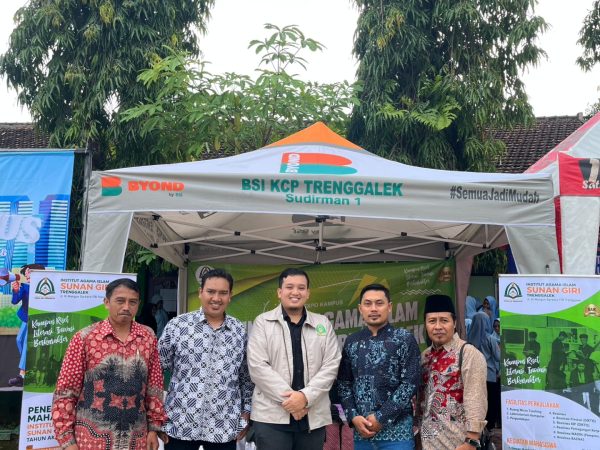 IAI Sunan Giri Trenggalek Ikuti Expo Kampus di MAN 1 Trenggalek